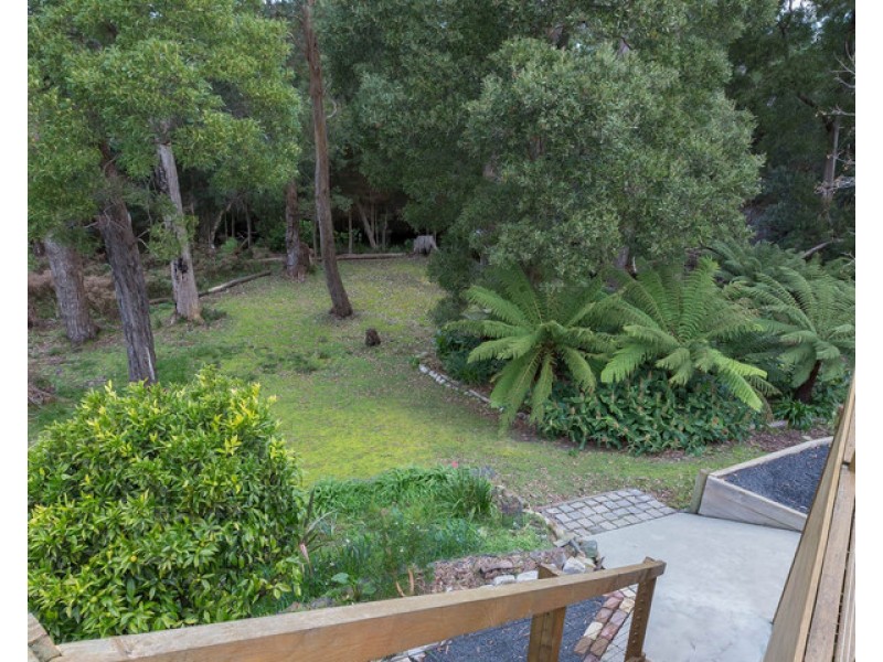 9 Kenelm Avenue, Sisters Beach TAS 7321