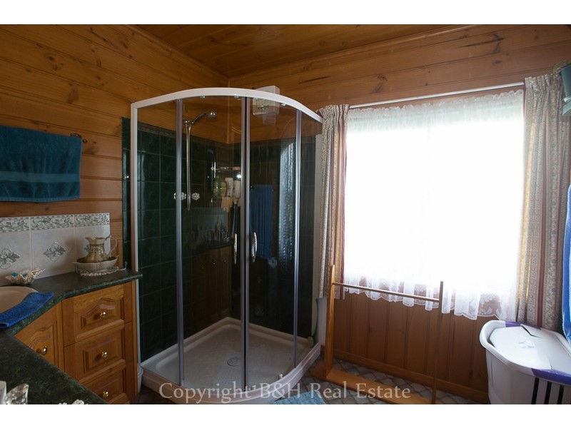 428 Smarts Road, Oldina TAS 7325