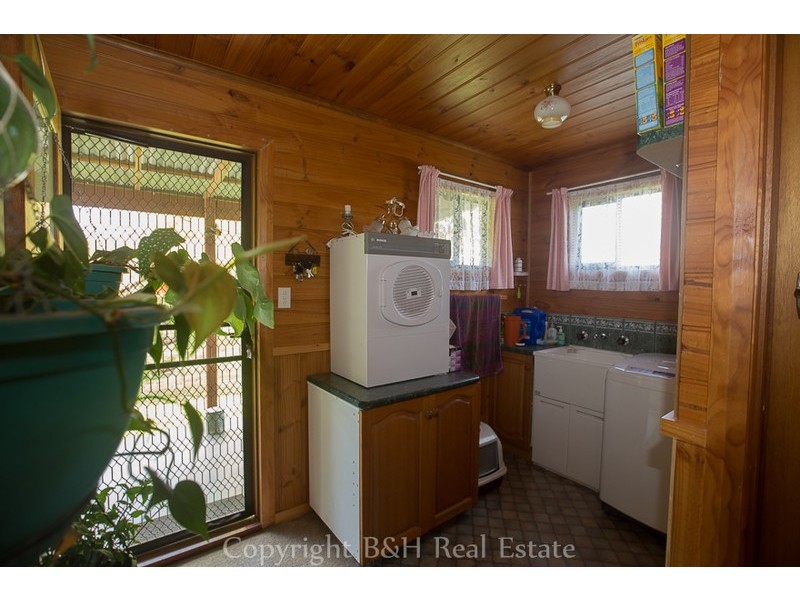 428 Smarts Road, Oldina TAS 7325