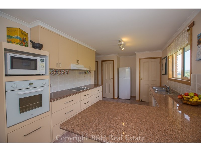 5 Laurel Place, Ulverstone TAS 7315
