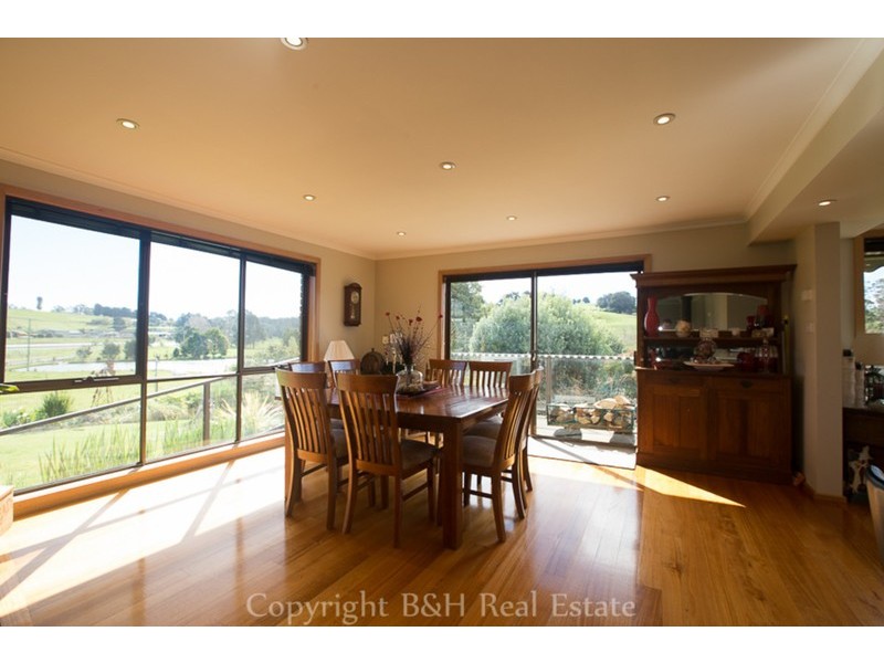 11864 Bass Highway, West Ulverstone TAS 7315