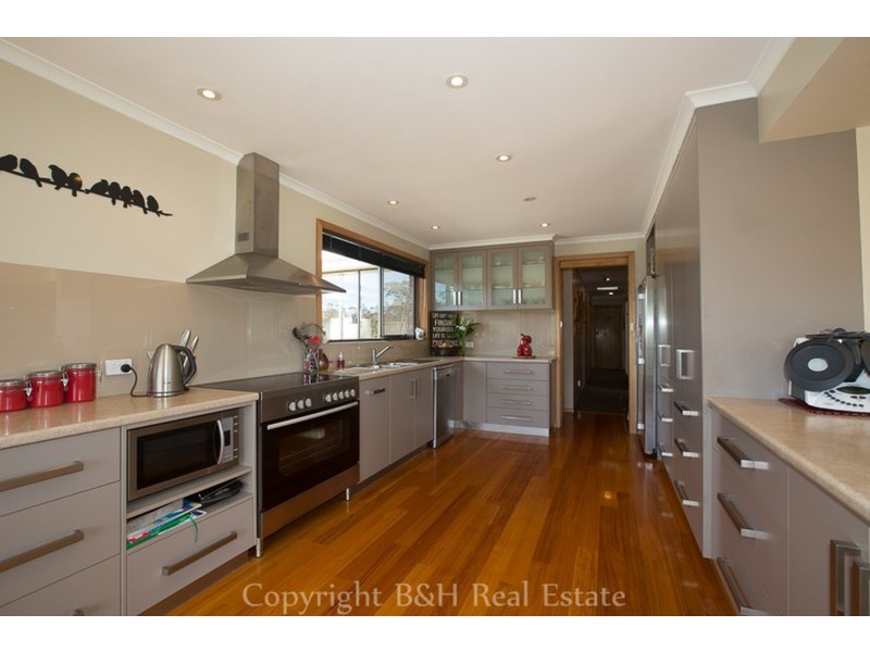 11864 Bass Highway, West Ulverstone TAS 7315