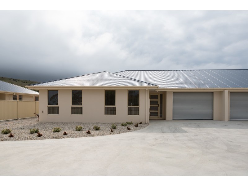 2/29 Freestone Crescent, Wynyard TAS 7325