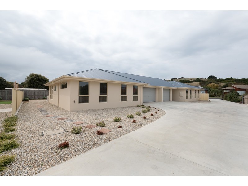 2/29 Freestone Crescent, Wynyard TAS 7325