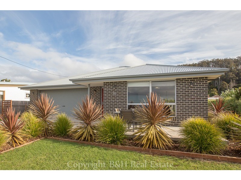 382 Preservation Dr, Sulphur Creek TAS 7316