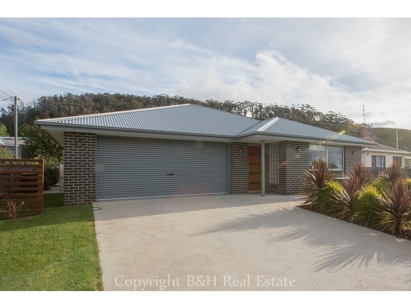 382 Preservation Dr, Sulphur Creek TAS 7316