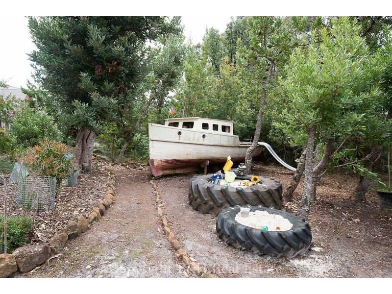 33a Banksia Ave, Sisters Beach TAS 7321