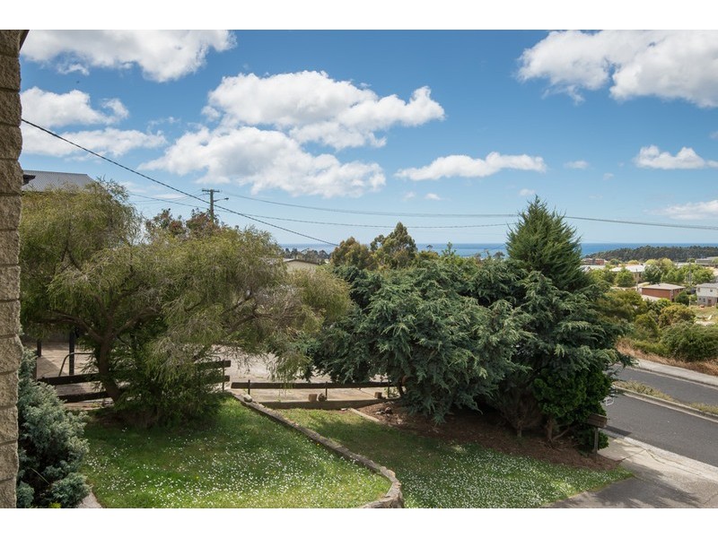 14 McGrath Street, Upper Burnie TAS 7320