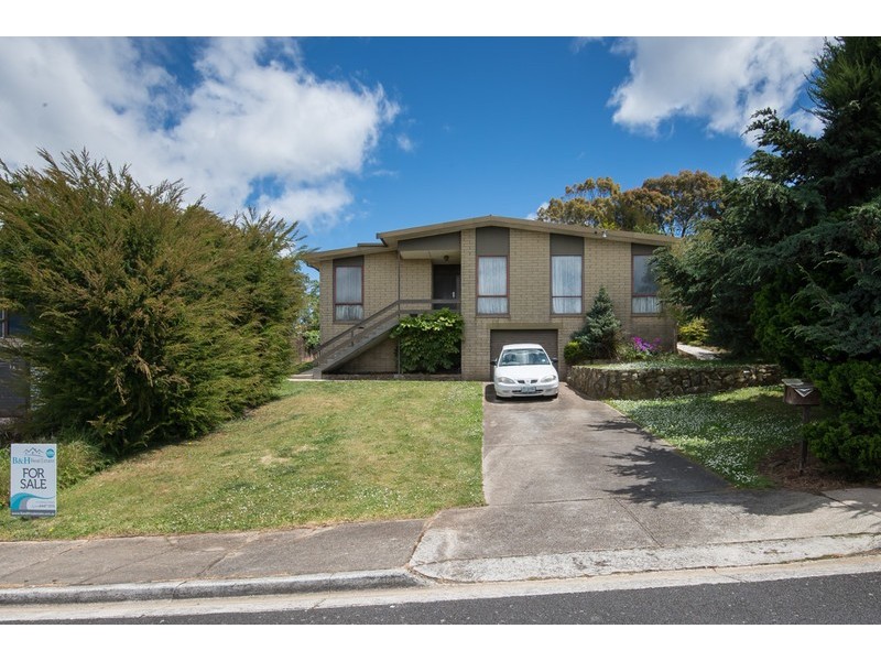 14 McGrath Street, Upper Burnie TAS 7320