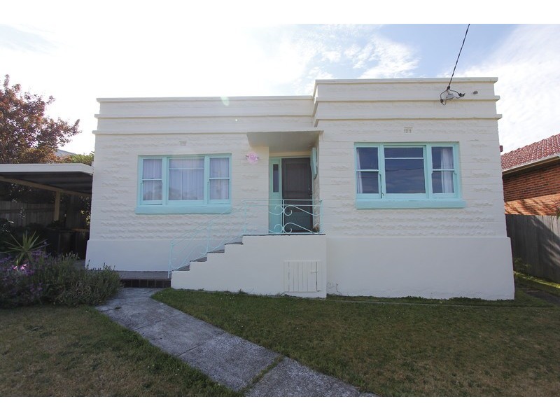 12 Paraka Street, Parklands TAS 7320