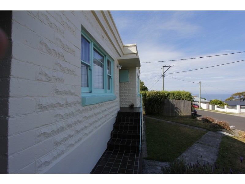 12 Paraka Street, Parklands TAS 7320