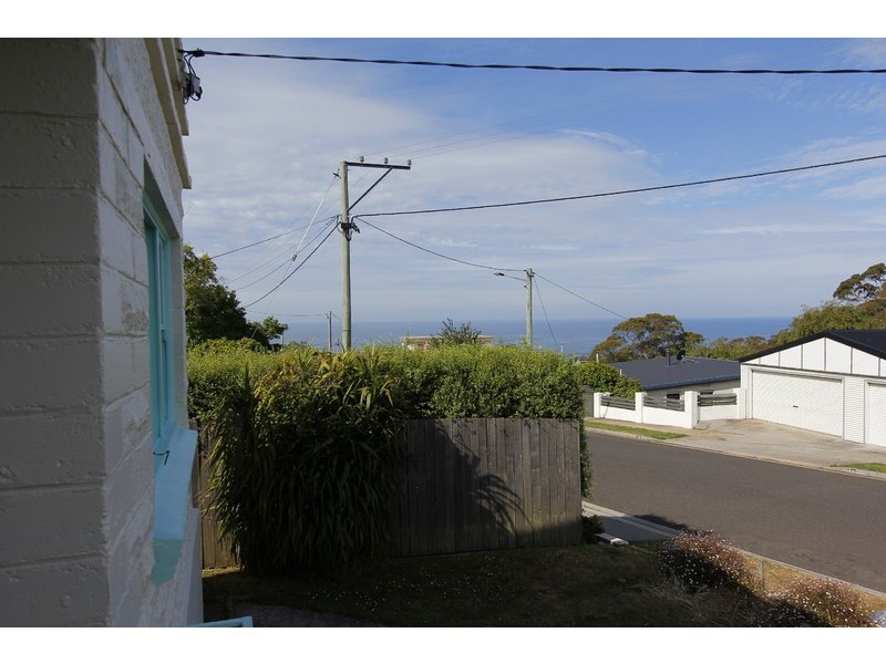 12 Paraka Street, Parklands TAS 7320
