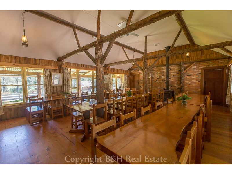 32 Wellington Road, Gowrie Park TAS 7306