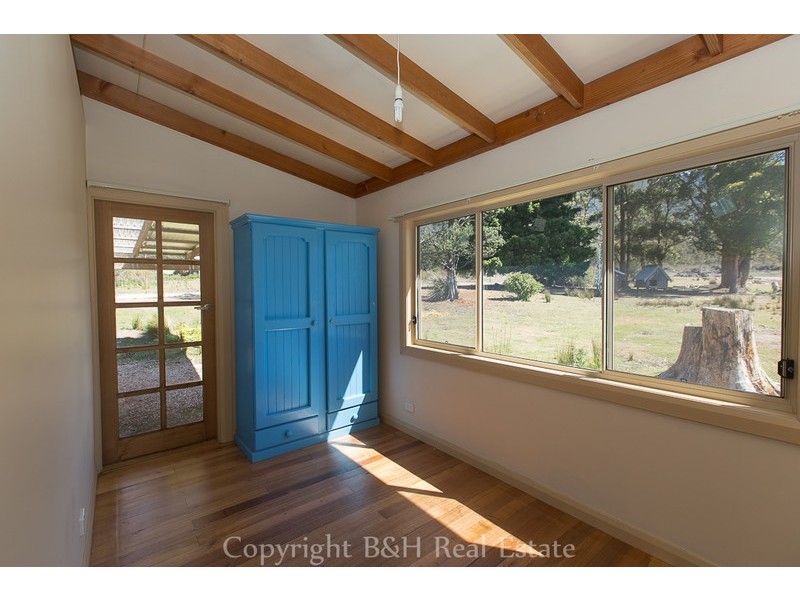 32 Wellington Road, Gowrie Park TAS 7306