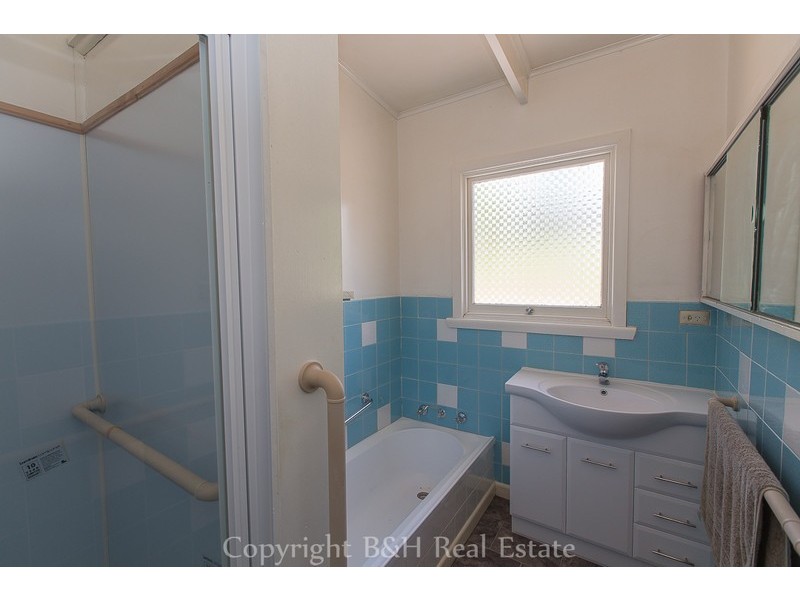 4 McGrath Street, Upper Burnie TAS 7320