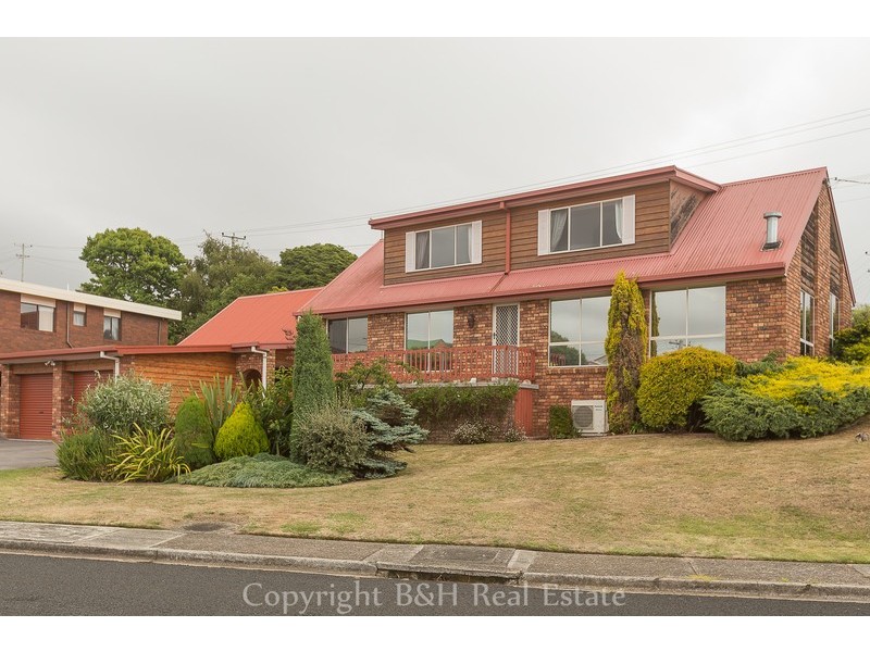 2 Kelvin Street, Penguin TAS 7316