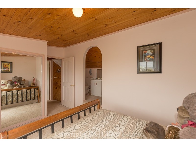2 Kelvin Street, Penguin TAS 7316