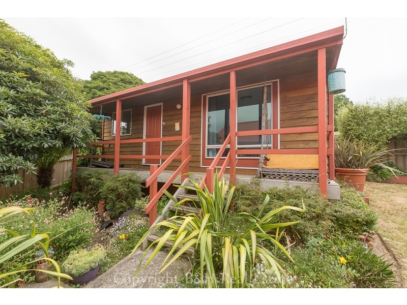 2 Kelvin Street, Penguin TAS 7316