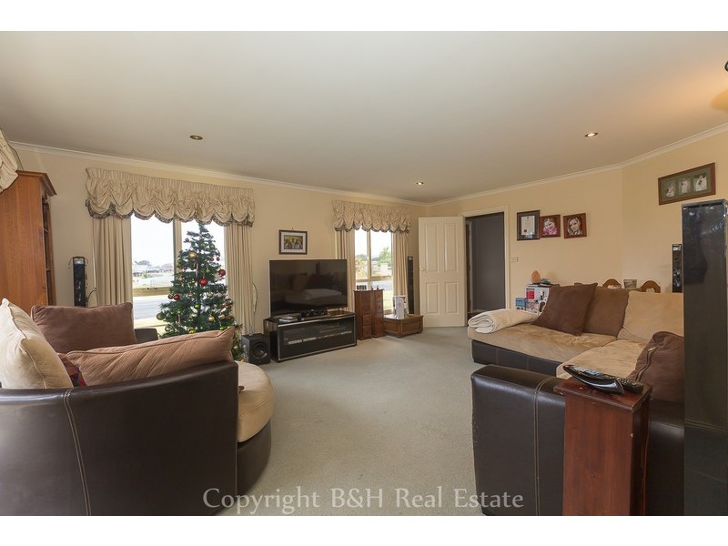 15 Port Road, Wynyard TAS 7325