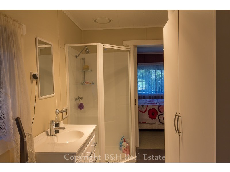 4 Clemons Street, Rosebery TAS 7470