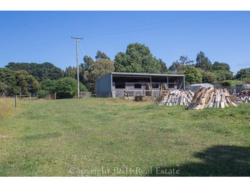 16 Hardys Road, Somerset TAS 7322