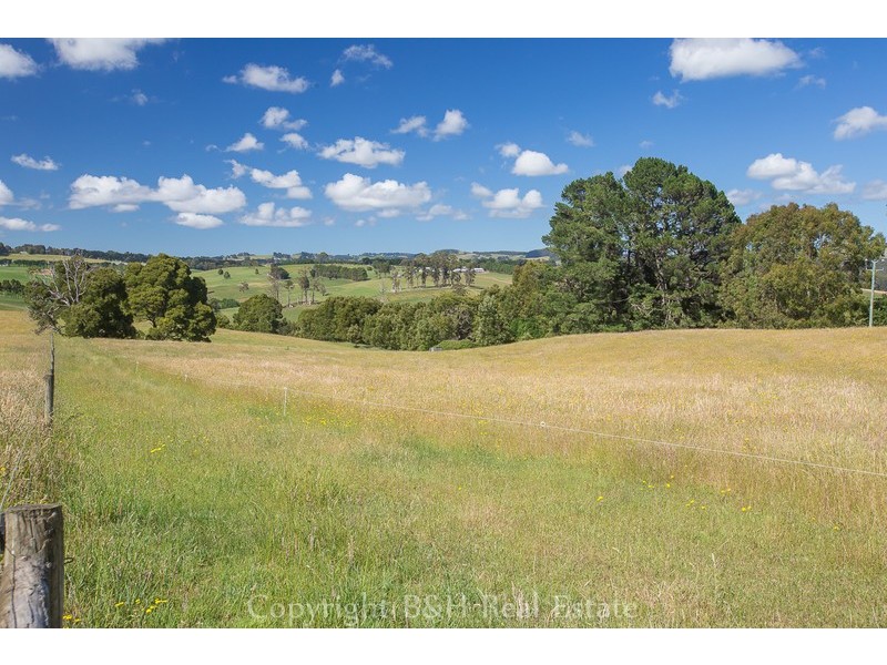 16 Hardys Road, Somerset TAS 7322
