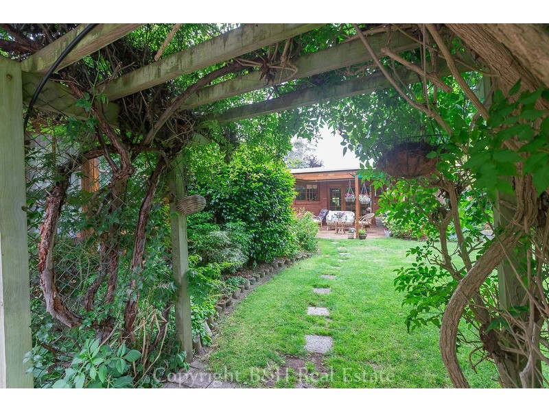 2 Russell Street, Leith TAS 7315