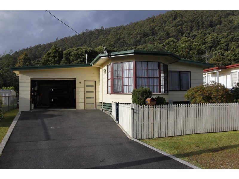 9 Howard Street, Rosebery TAS 7470