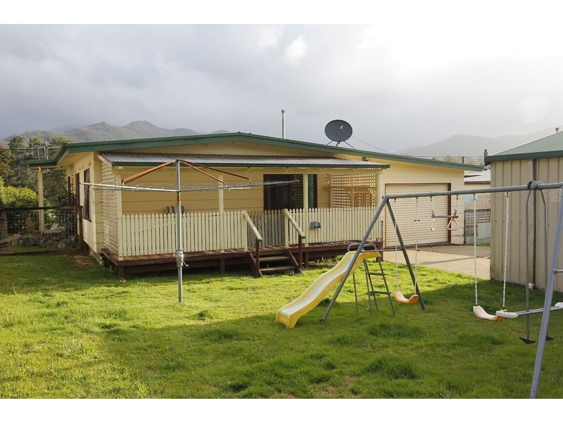 9 Howard Street, Rosebery TAS 7470