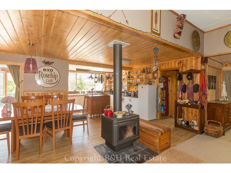 1484 Gunns Plains Road, Gunns Plains TAS 7315