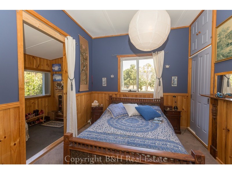 1484 Gunns Plains Road, Gunns Plains TAS 7315