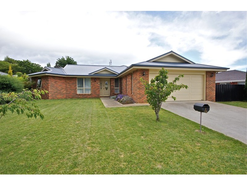4 Poynton Close, Turners Beach TAS 7315