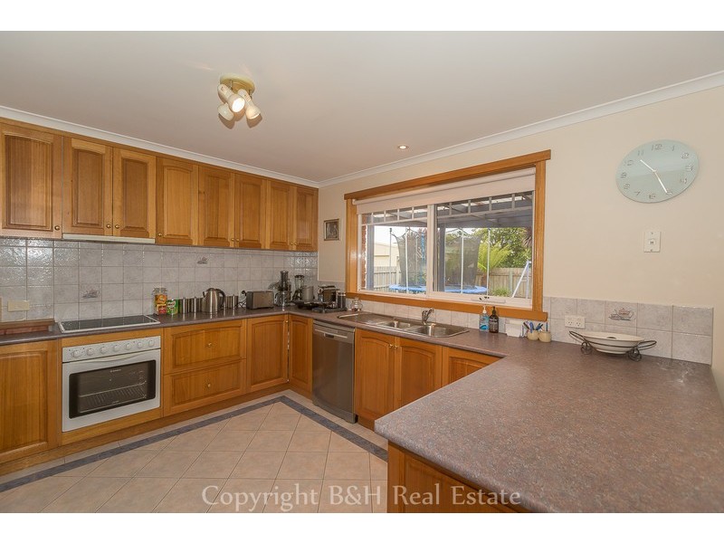 14 Arcadia Av, Turners Beach TAS 7315