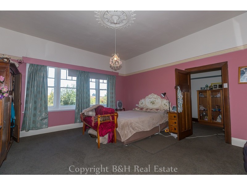459 Pine Road, Penguin TAS 7316