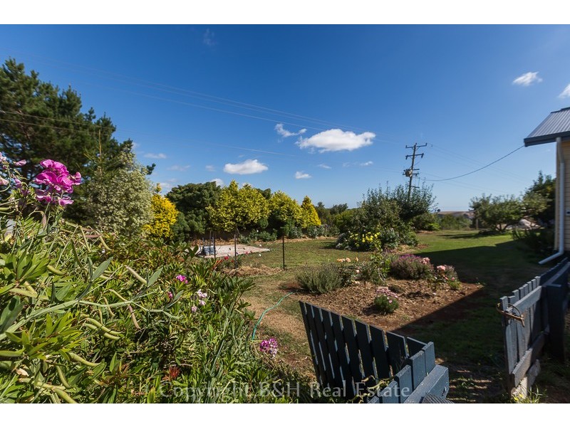 459 Pine Road, Penguin TAS 7316