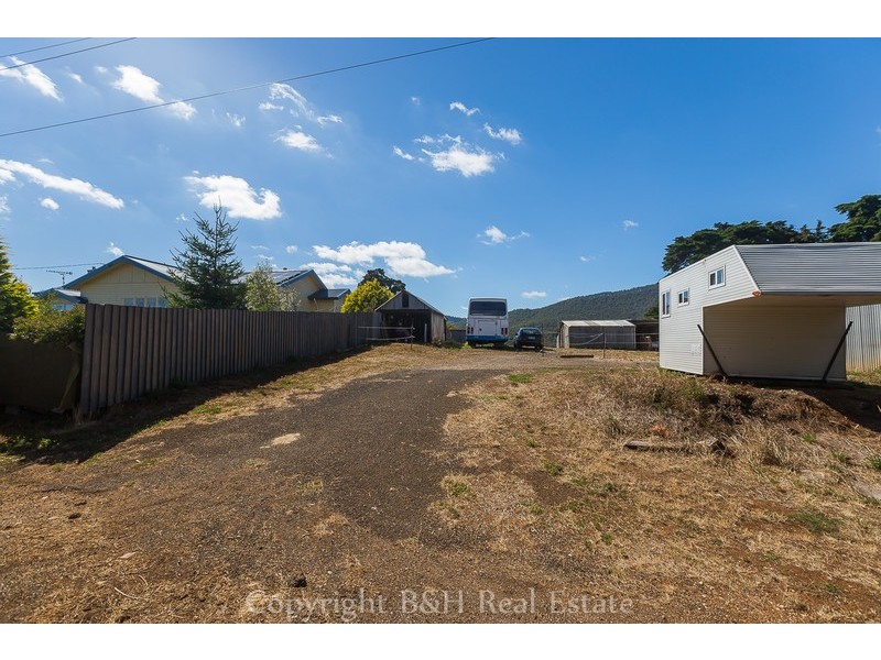 459 Pine Road, Penguin TAS 7316