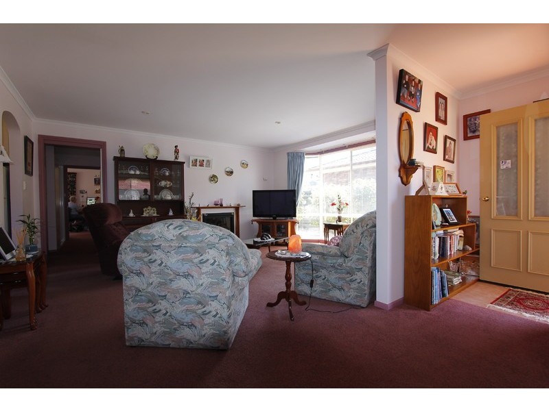 10/3 Hayward Street, Penguin TAS 7316