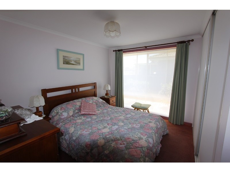 10/3 Hayward Street, Penguin TAS 7316