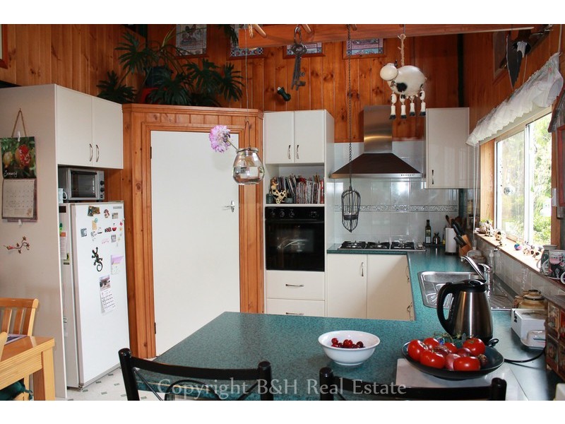 576 Stotts Road, Camena TAS 7316