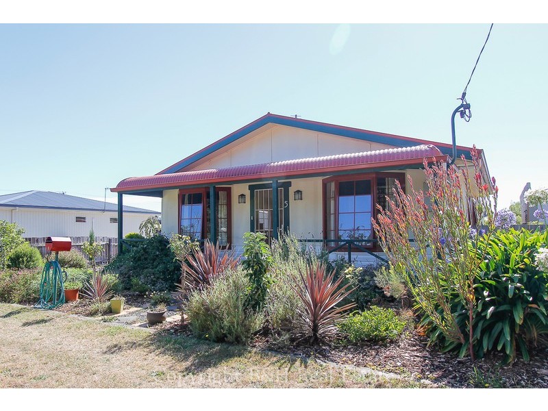 5 Kingsmill Street, Wynyard TAS 7325