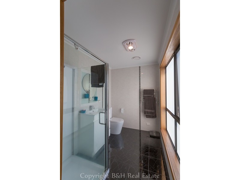 12 St Andrews Drive, Devonport TAS 7310