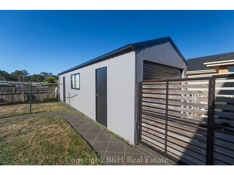 12 St Andrews Drive, Devonport TAS 7310