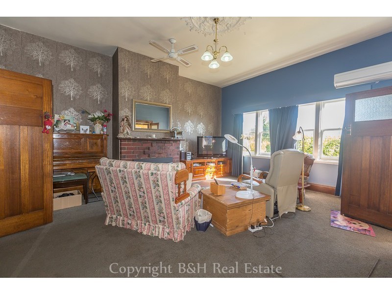 459 Pine Road, Penguin TAS 7316