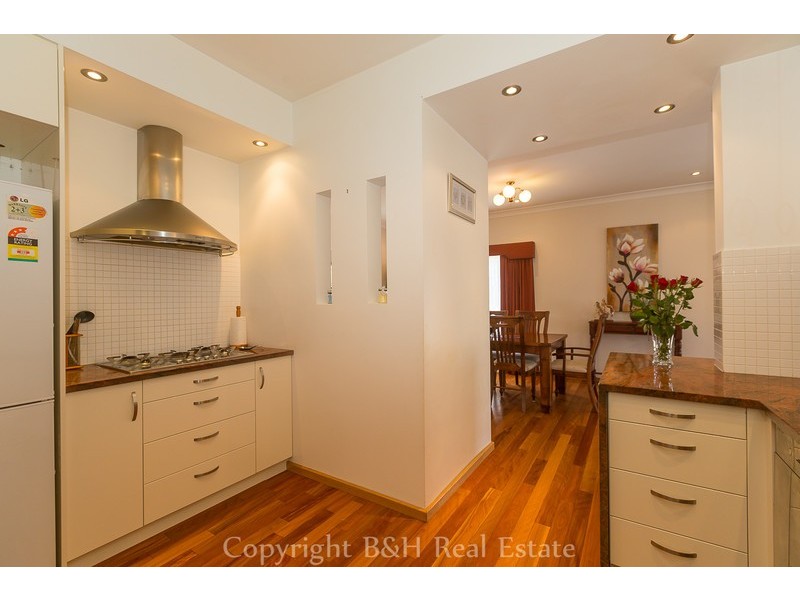 6 Duke Street, Upper Burnie TAS 7320