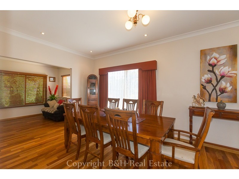 6 Duke Street, Upper Burnie TAS 7320