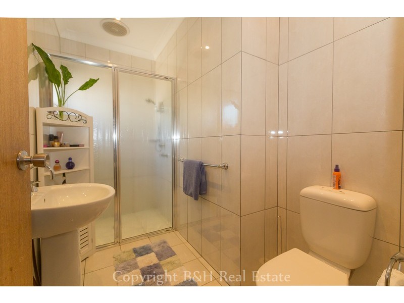 6 Duke Street, Upper Burnie TAS 7320