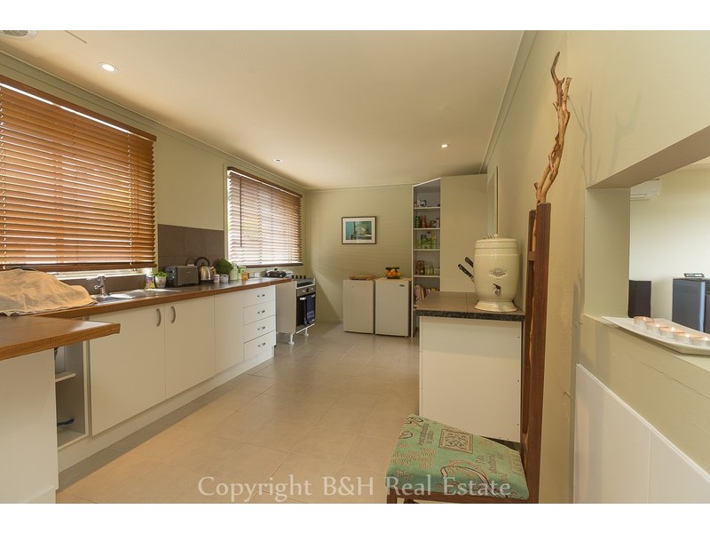 17 Clarke Street, Ulverstone TAS 7315