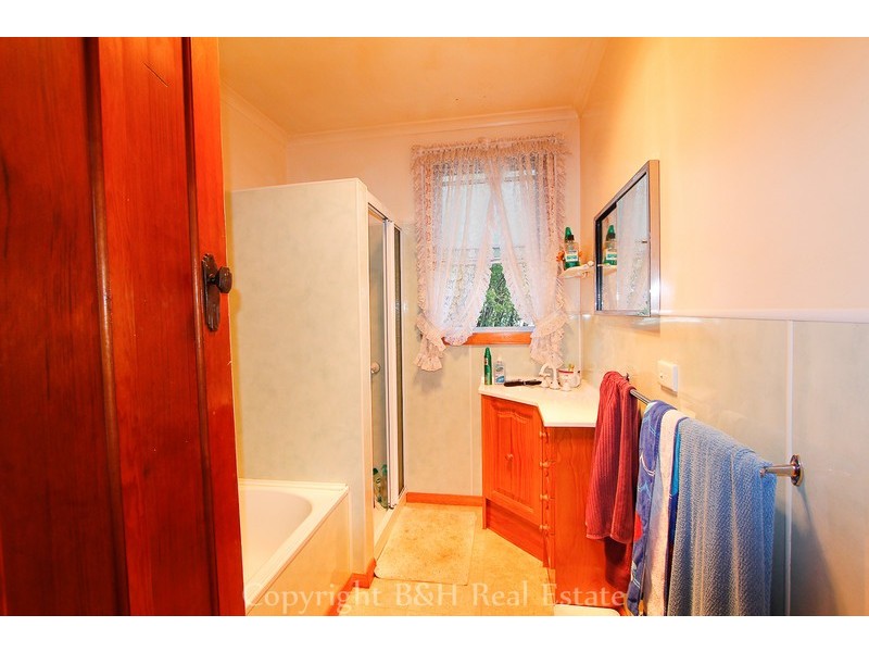 10 Hellyer Street, Smithton TAS 7330