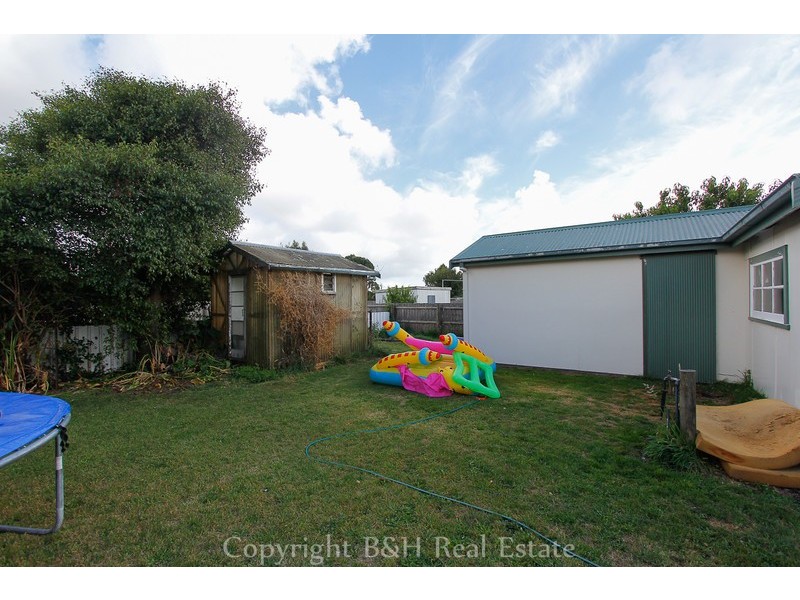 10 Hellyer Street, Smithton TAS 7330