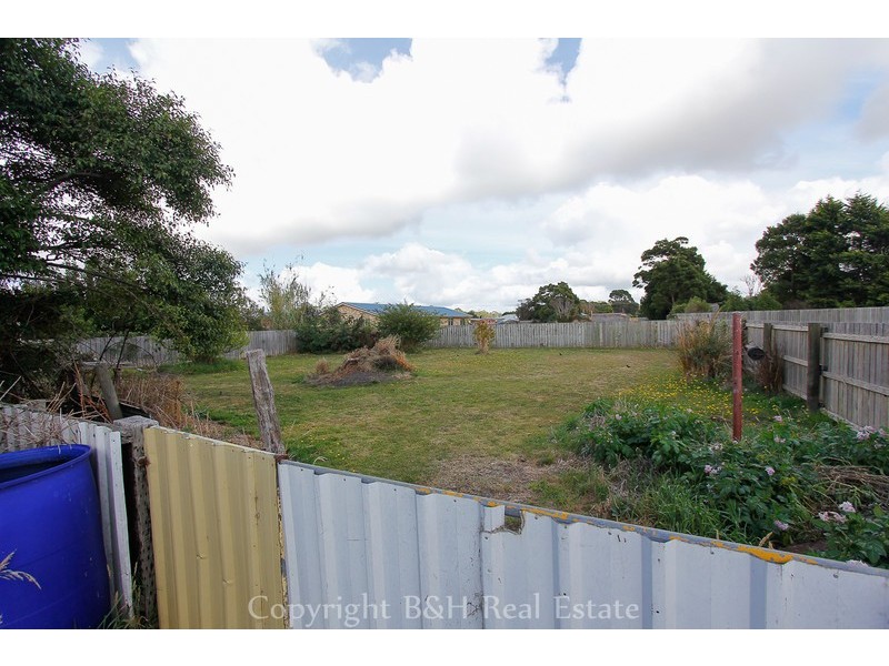 10 Hellyer Street, Smithton TAS 7330